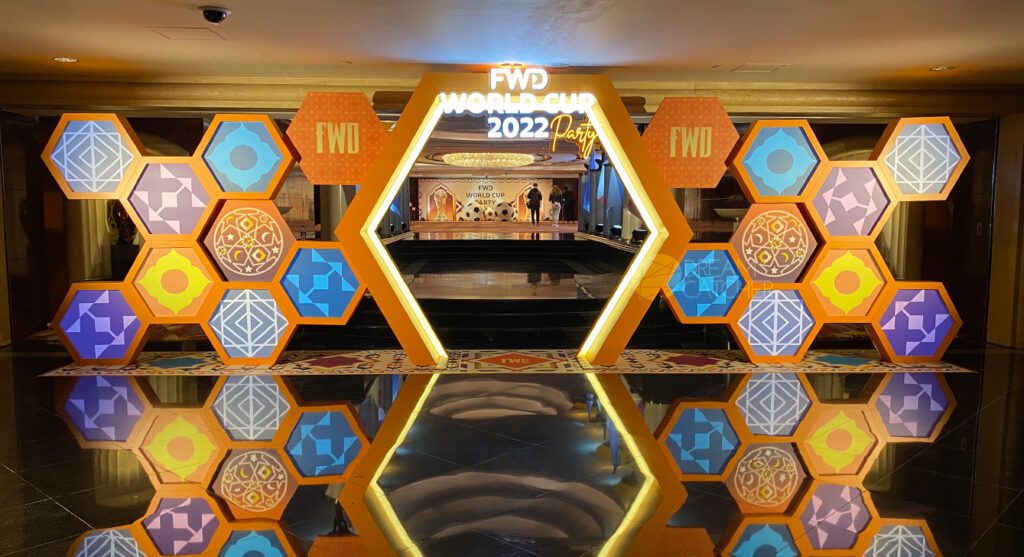 FWD World Cup Party, Dream Catcher, 香港宴會安排, Annual dinner hk, 活動策劃, 香港司儀, 禮儀小姐, 舞台燈光, 舞台音響, LED WALL HK, 晚宴籌劃, 婚禮佈置, 舞台設計, 舞台搭建, 品牌發佈會, 社團宴會