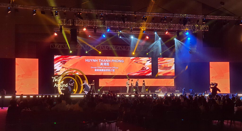 FWD Annual Award Presentation, Dream Catcher Communications, Dream Catcher Hong Kong, Gala dinner hong kong, annual dinner hong kong, 香港酒店ballroom,香港宴會, 香港司儀, 香港活動策劃, 宴會安排, 舞台燈光